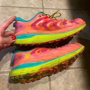 Women’s Hoka Size 9